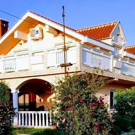 Flora Maris Ae1599 شقة *